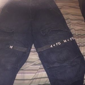 Mfg jeans